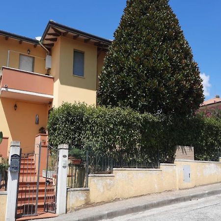 Locazione Turistica Di Pucci Lidia Leilighet Assisi Eksteriør bilde